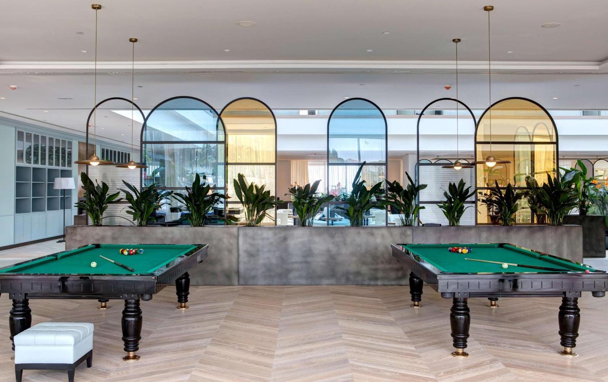 Hotel Rixos Premium Ragusa Esterno foto The Billiard Room