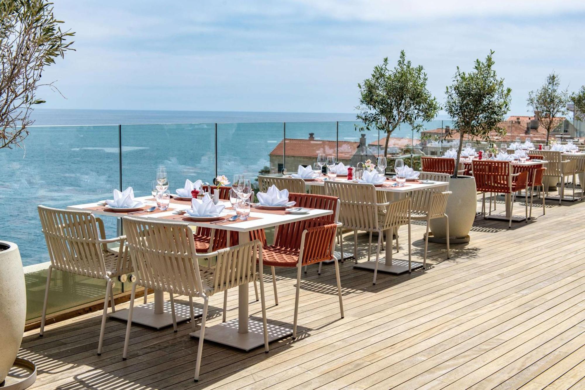 Hotel Rixos Premium Ragusa Esterno foto The restaurant